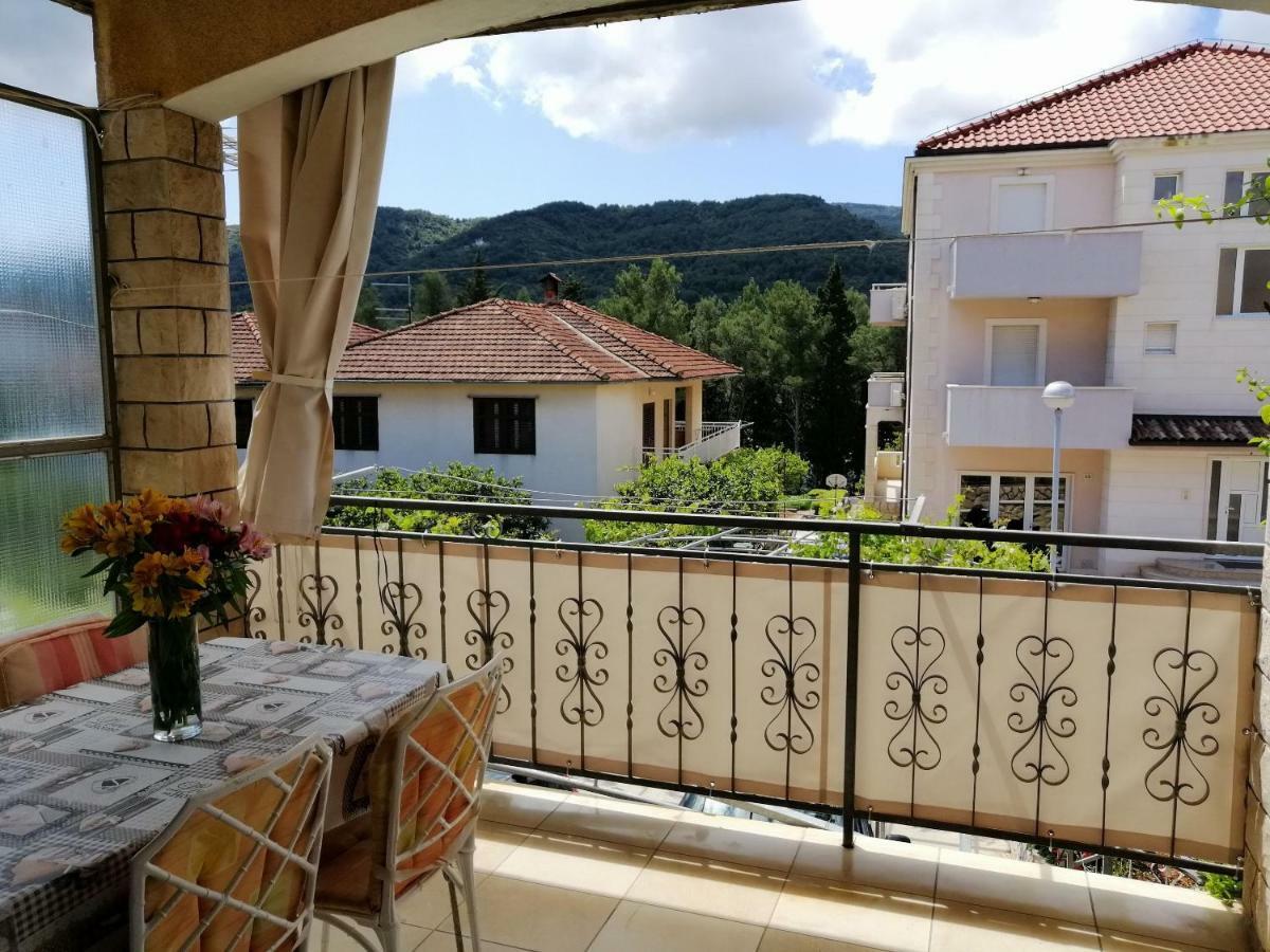 Apartments Emmas Studio Stari Grad  Exterior photo